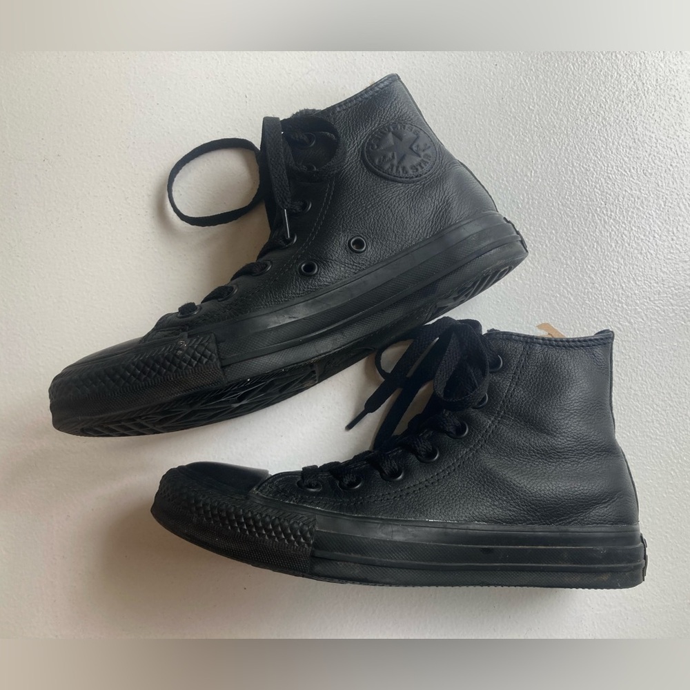 Leather Converse Black High-Top Sneakers All-Black Design